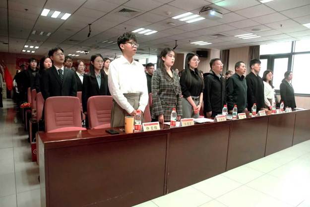 e88d34bee8184af4340b70012438b8ec_